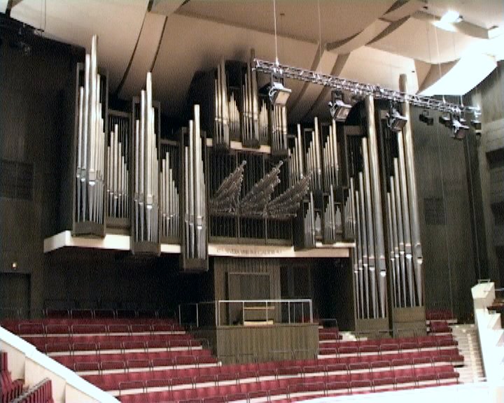 Leipzig_Gewandhaus_Orgel_1m